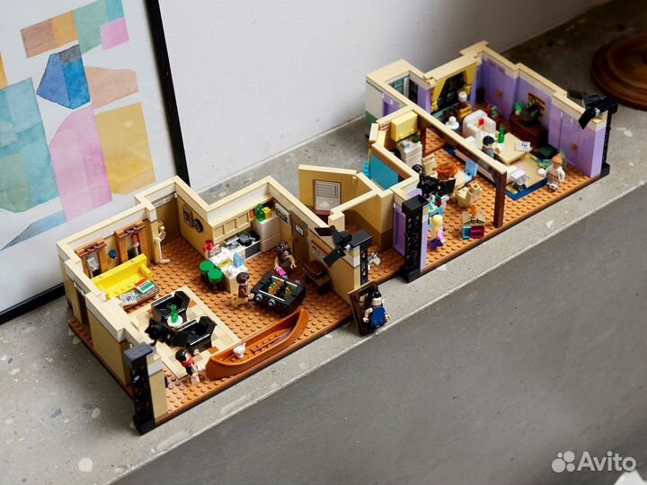 Лимитированный набор lego friends apartments