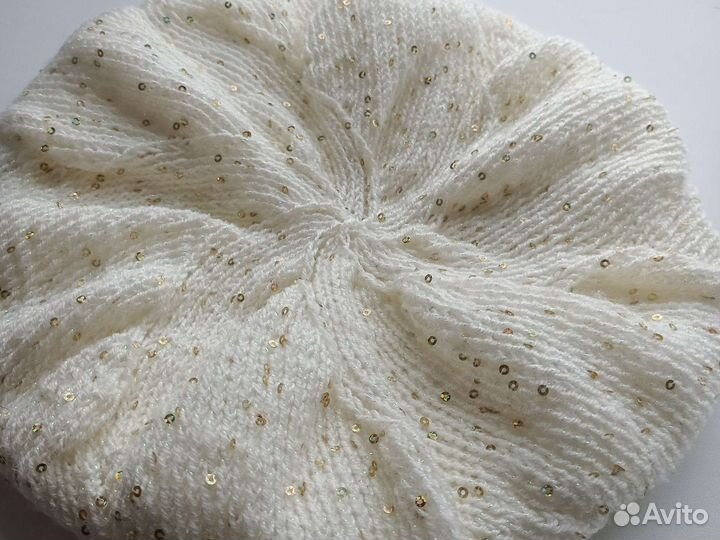 Берет женский вязаный