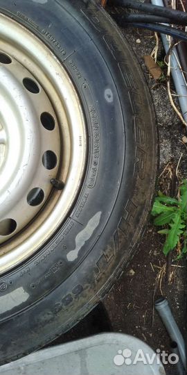 Bridgestone Dueler H/T D689 205/80 R16