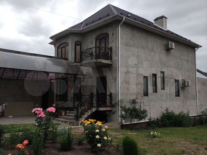 Дом 300 м² на участке 7 сот.