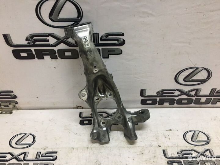 Кулак поворотный передний левый Lexus Ls600H