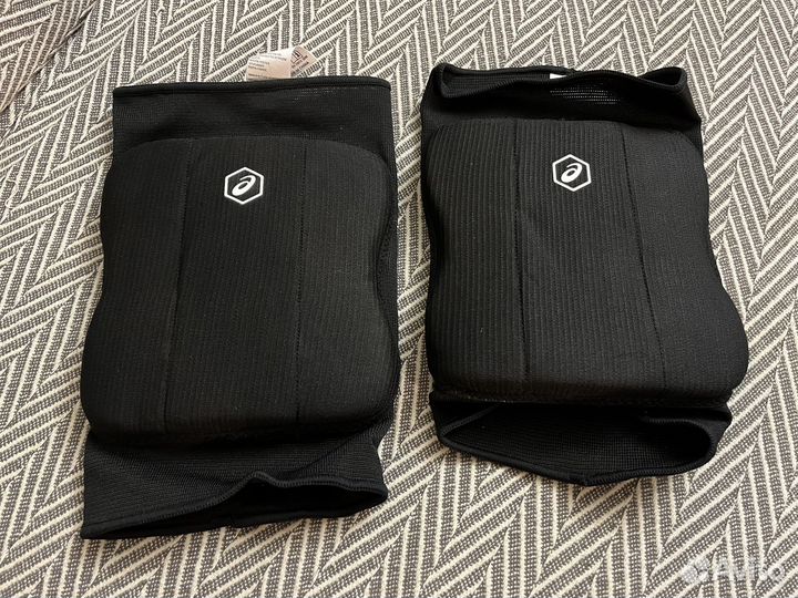 Наколенники asics Basic Kneepad 146814-0904, р. XL