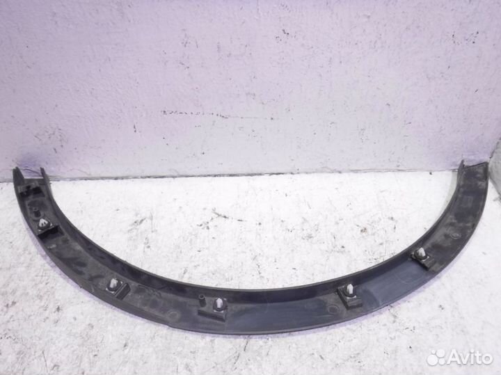 Накладка заднего крыла левого