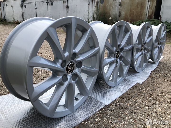 Литые диски Toyota Camry 17 оригинальные