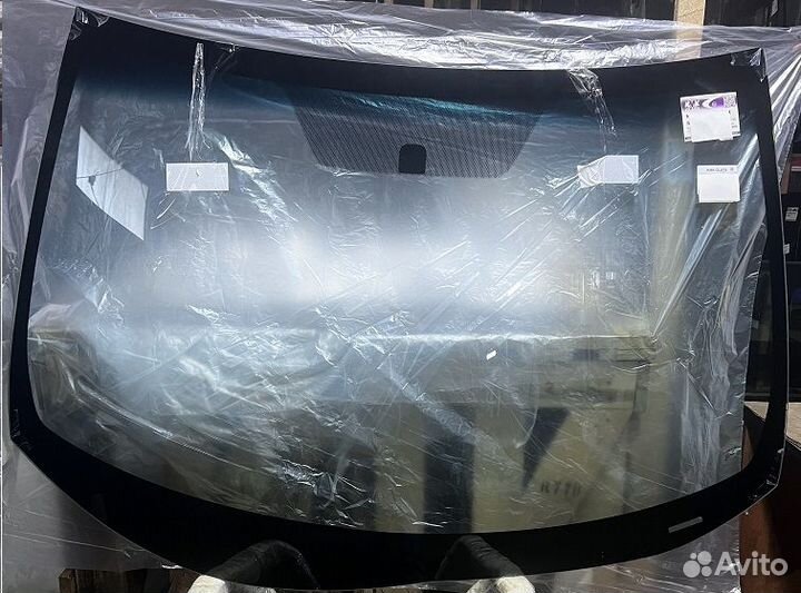 Лобовое стекло BMW 5-Series E61 2004-2010 KMK glas