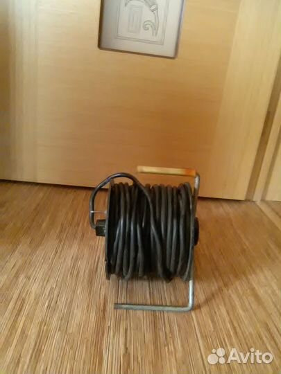 Удлинитель на катушке, Насос погружной