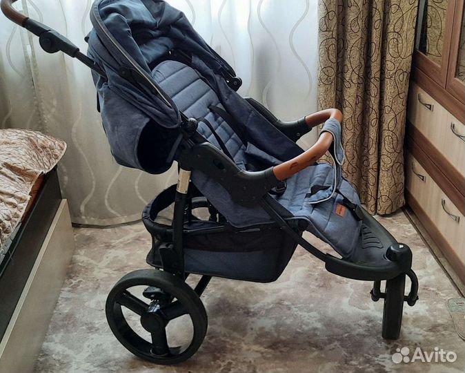 Прогулочная коляска Mobility