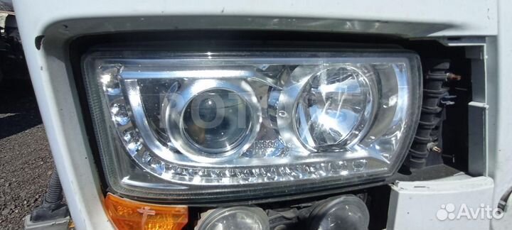 Фара правая iveco Stralis 3 2013 20001509