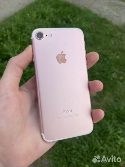 iPhone 7, 32 ГБ