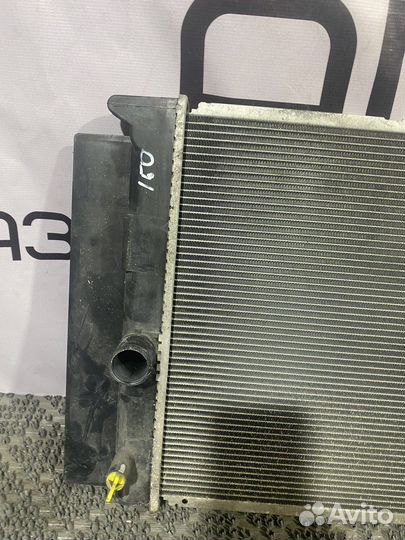 Радиатор охлаждения двигателя Toyota Auris E150