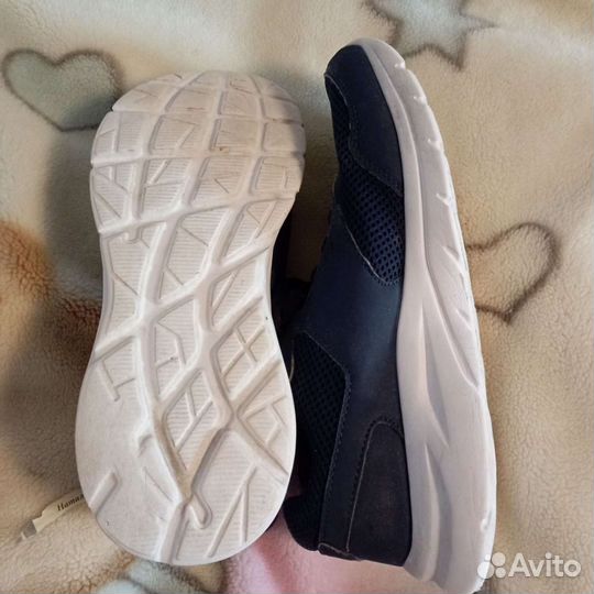 Кроссовки детские