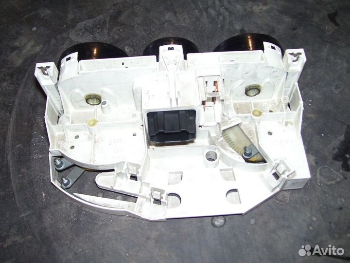 Шкода октавия переключатель отопителя