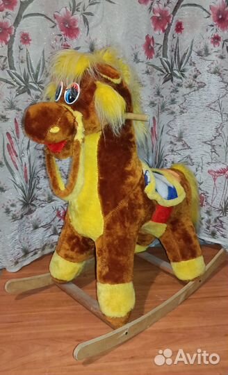 Детская лошадка качалка
