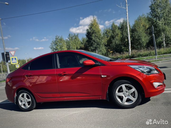 Hyundai Solaris 1.4 AT, 2014, 49 000 км