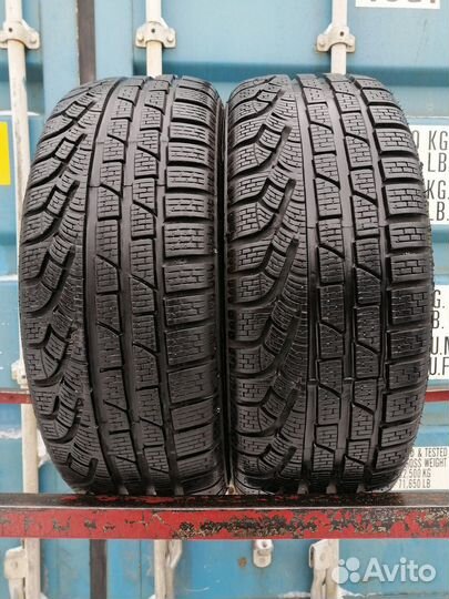 Pirelli Winter Sottozero 210 205/50 R17