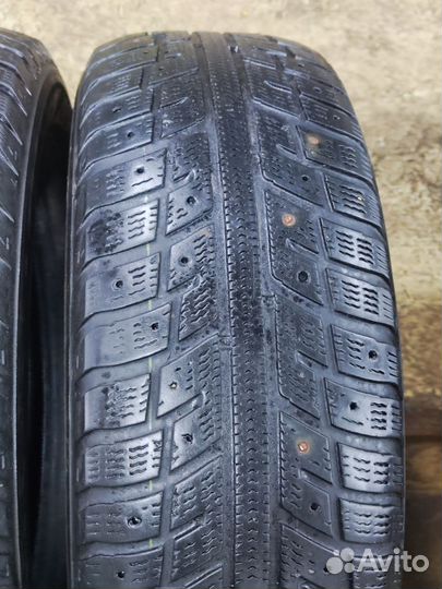 Kumho I'Zen KW22 215/65 R16 98T