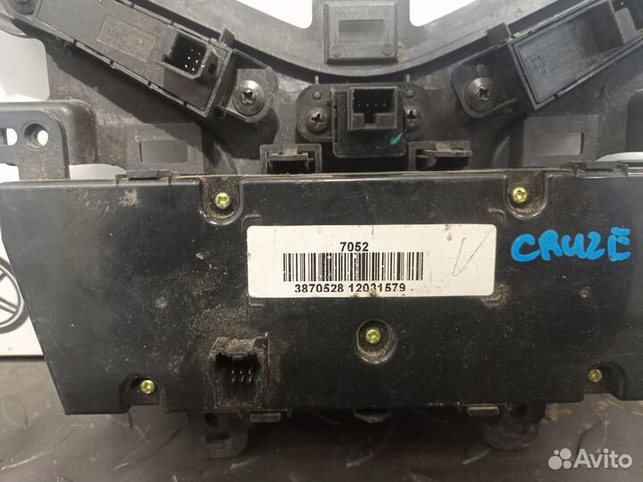 Блок управления отопителем для Chevrolet Cruze
