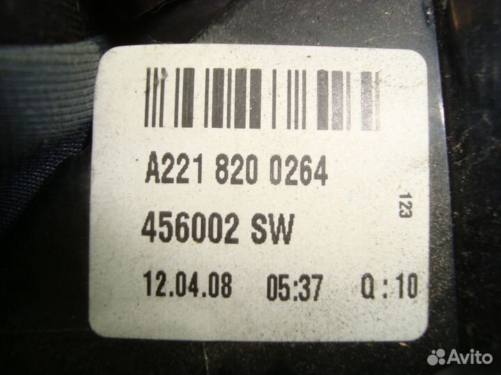 Фонарь задний правый W221 A2218200264