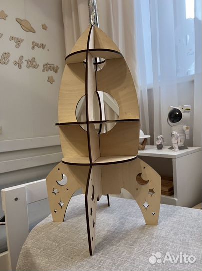 Ракета подставка полка