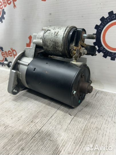 Стартер Volkswagen Passat b4