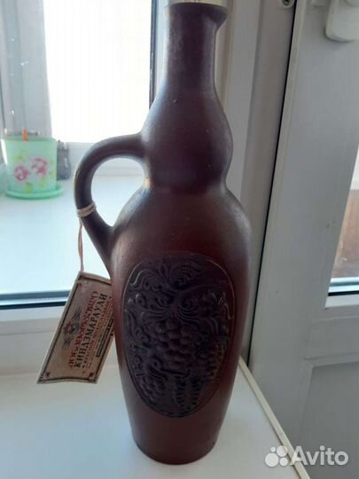 Глиняный кувшин