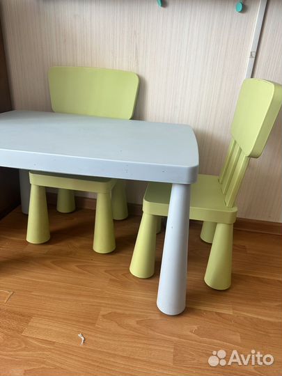 Детский стол и стулья IKEA