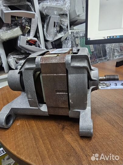 Двигатель Ariston avl 100 160015959