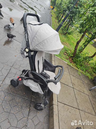 Прогулочная коляска yoya