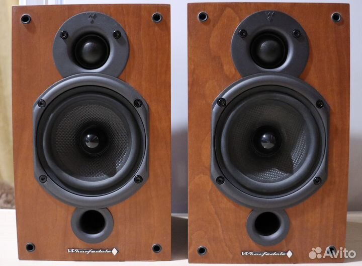 Колонки Wharfedale Diamond 9