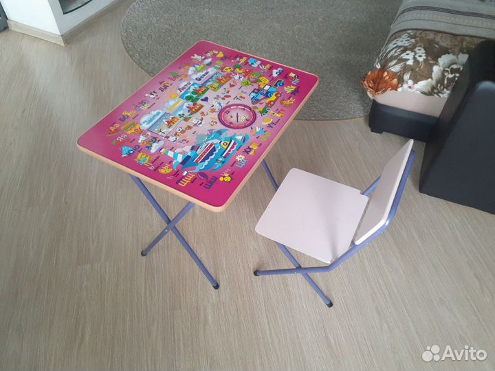 Детский стол и стул