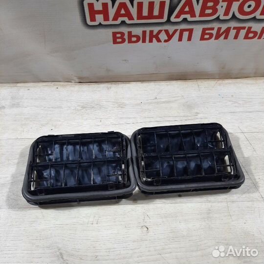 Клапан вентиляции Renault Duster 2013