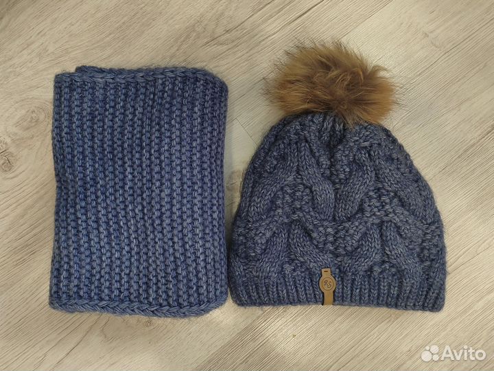 Комплект шапка и снуд
