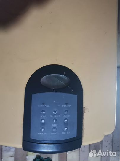 Мобильный кондиционер Haier HM-09CC03/R1