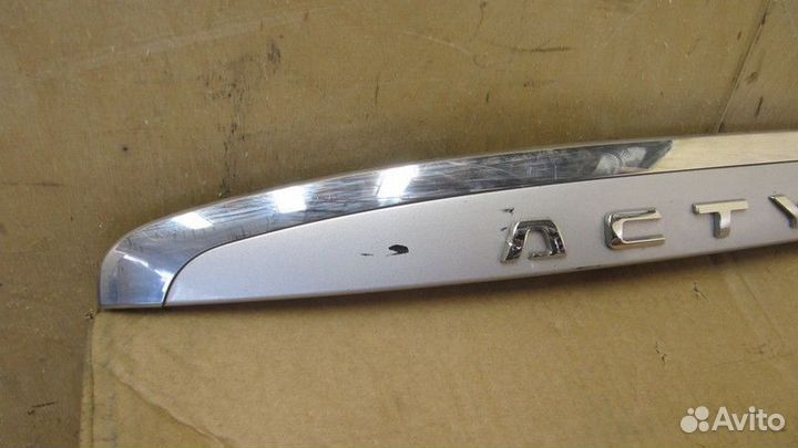 Накладка двери багажника Ssang Yong Actyon 2010+