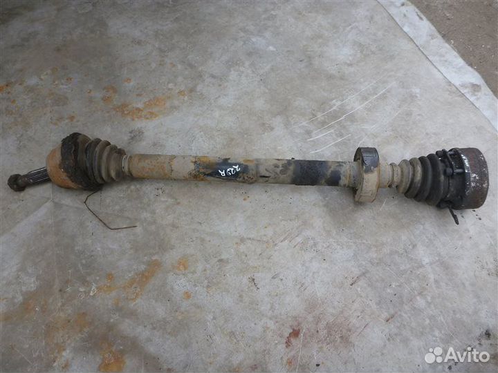 Привод правый Volkswagen Passat B4 AEK 1995