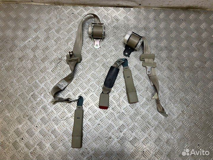 Ремень безопасности задний Toyota Camry V40 2azfe