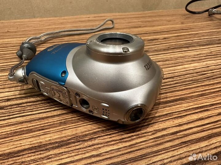 Canon PowerShot D10 (водонепроницаемый)