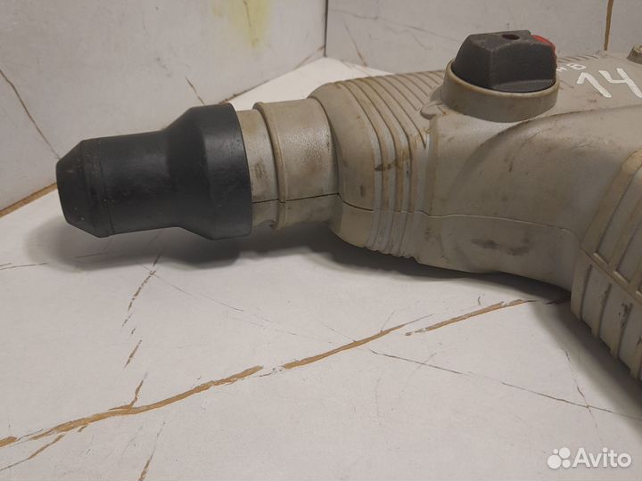 Перфоратор Интерскол П-45/1000Э не рабочий