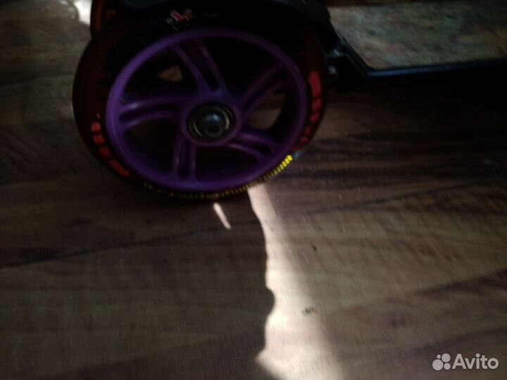 Продам самокат детский 3 колесный