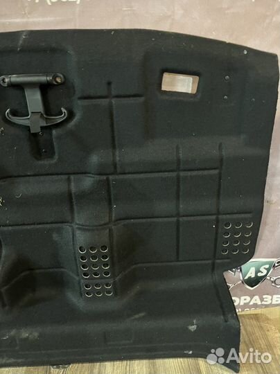 Обшивка багажного отсека Kia quoris