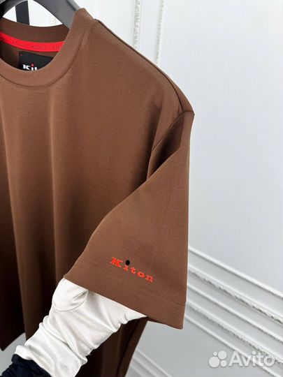 Футболка мужская Kiton