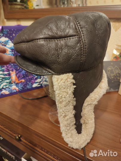 Шапка ушанка меховая зимняя с козырьком