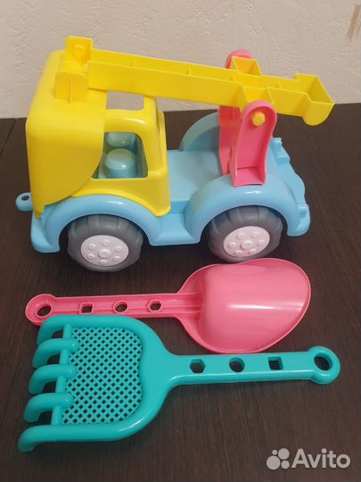 Экскаватор игрушка для песочницы