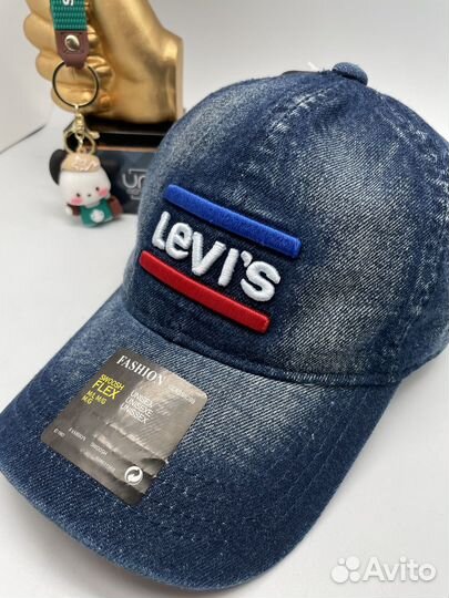 Кепка мужская levis