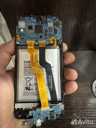 Samsung B2700