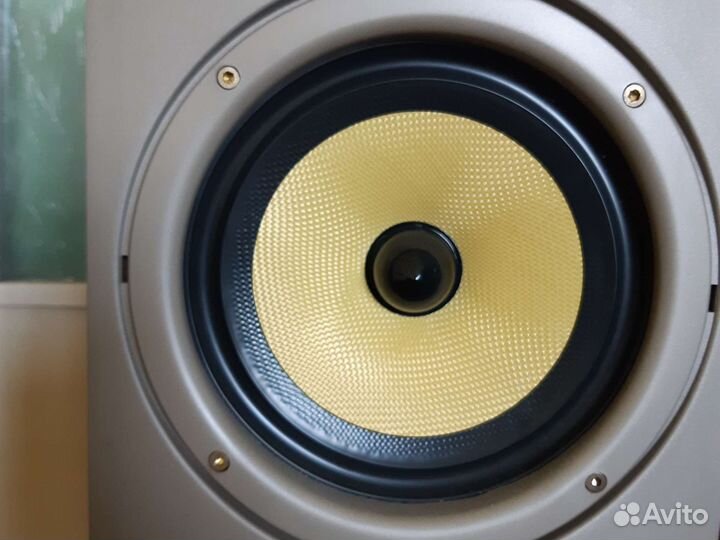Акустические колонки wharfedale 8.3