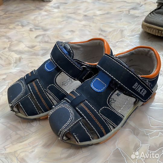 Обувь на мальчика пакетом 22-23 размер