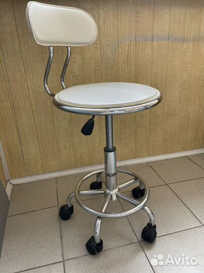 Стул косметолога