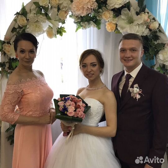 Свадебная ведущая, тамада