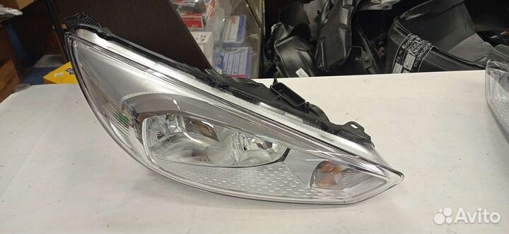 Фара правая Ford Focus 3 Рестайлинг 2014-2019 г.в
